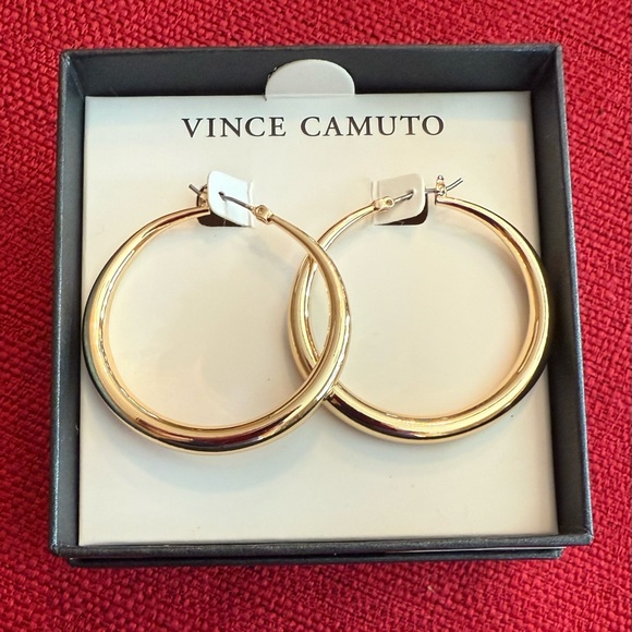 Vince Camuto Jewelry - Vince Camuto Shiny Gold Hoop Earrings